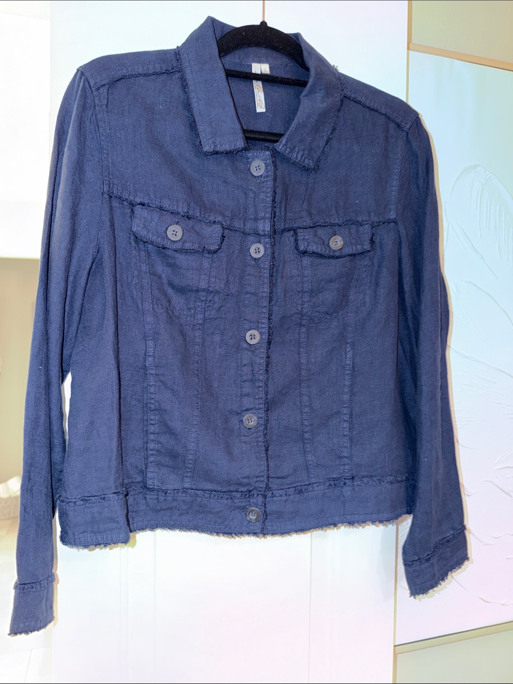 Lulu-B Women’s Navy Button-Front Linen Jacket
Like New Size Large